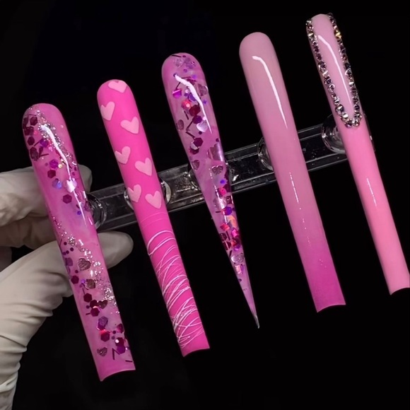 PRESS ONS - Picture 6 of 6